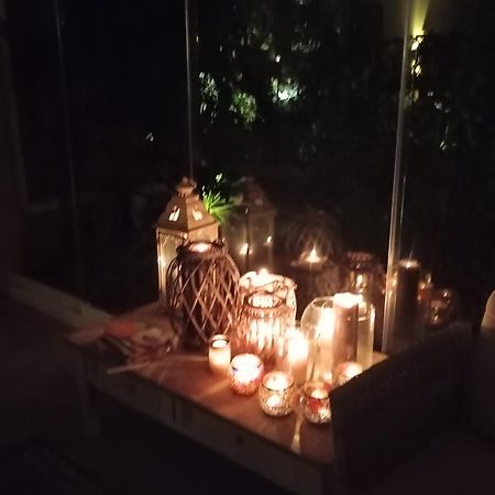 Casolare Isabella "Il Rifugio Dei Vinili" And Alice'S Room Понсако Екстериор снимка