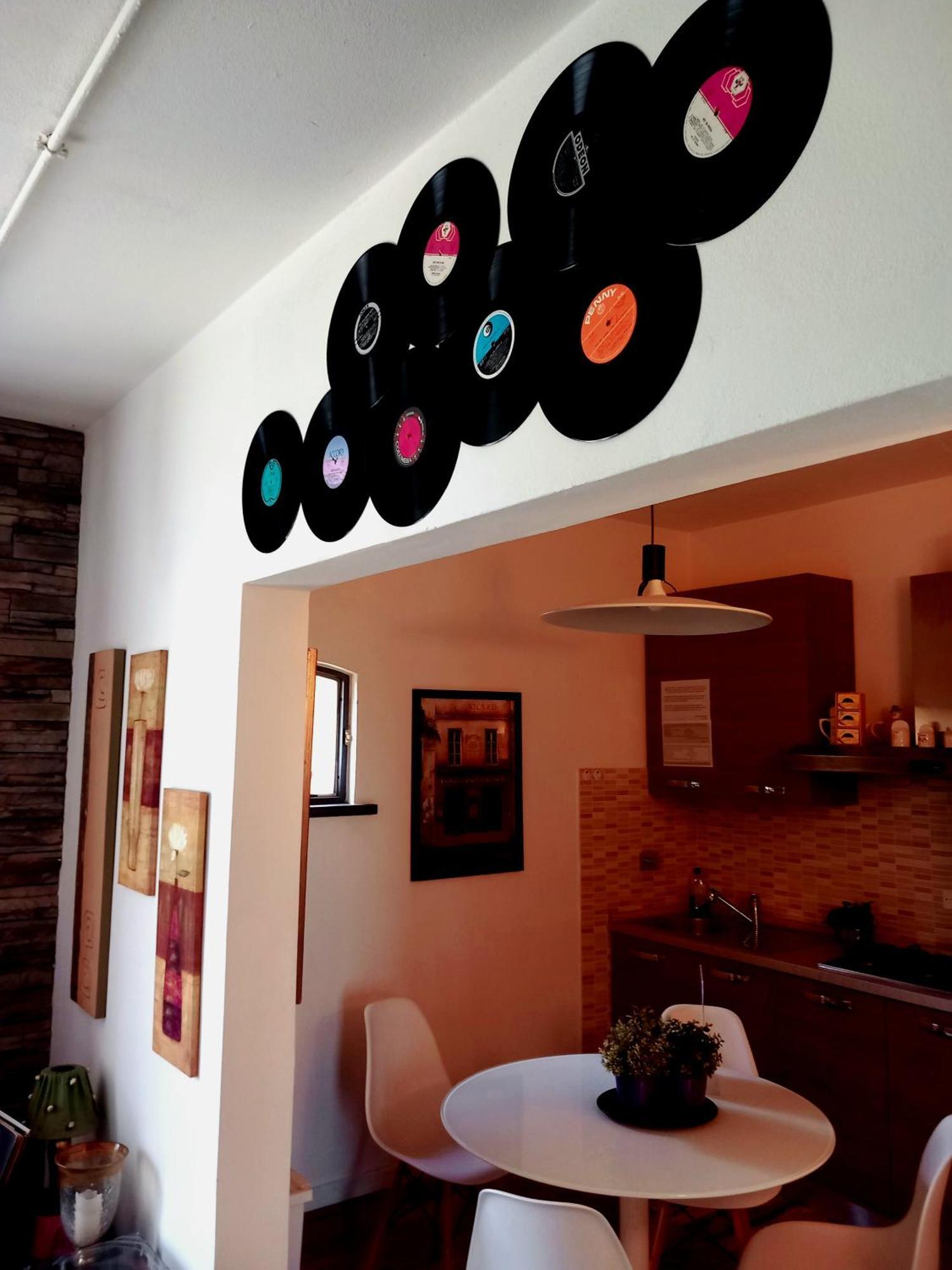 Casolare Isabella "Il Rifugio Dei Vinili" And Alice'S Room Понсако Екстериор снимка
